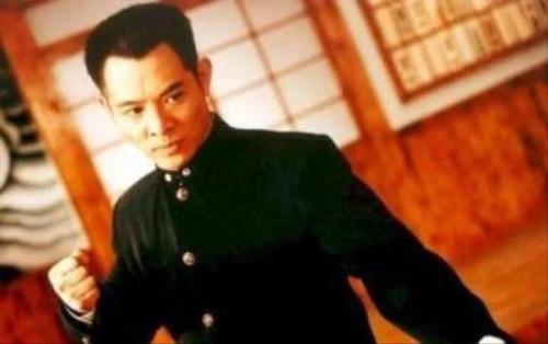 抖音中山装黑雨伞是什么梗
