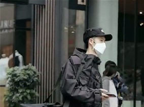 抖音黑天鹅外卖员是什么梗